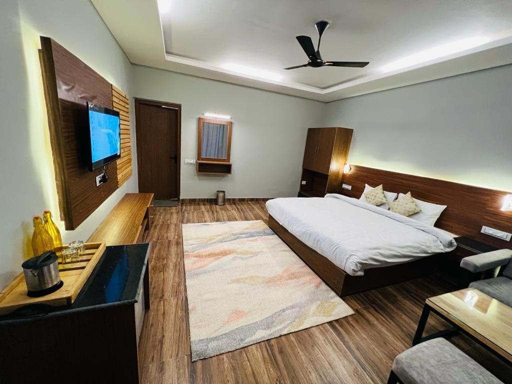 The Foresta By Orchid Hospitality & Holidays Hotel Mukteshwar Ngoại thất bức ảnh